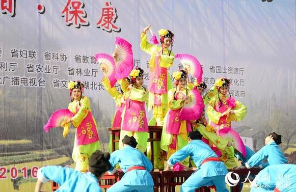 湖北省“三下鄉(xiāng)”活動(dòng)啟動(dòng)儀式在?？蹬e行【3】