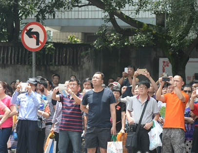 全國高考人換一茬又一茬 考“事”總是如此熟悉