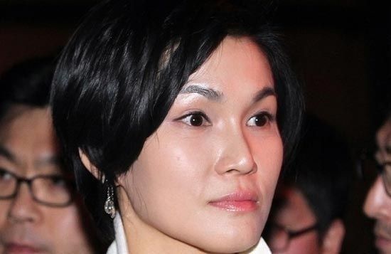 李敘顯(Lee Seo-Hun)，38歲,，第一毛織(Cheil Industries),，執(zhí)行副總裁，韓國