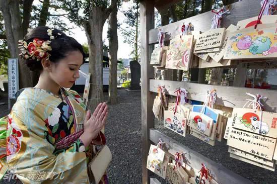 實(shí)拍日本女孩完整的20歲成人禮