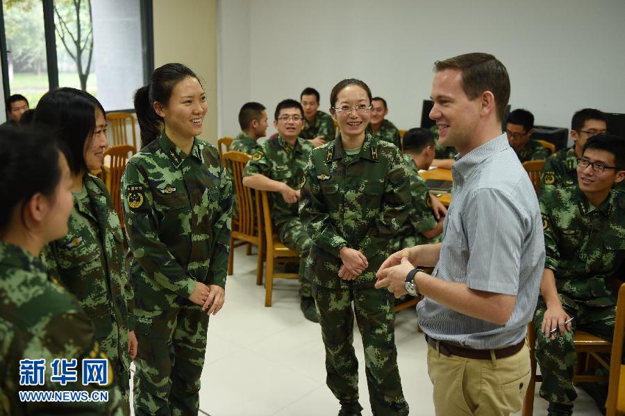 （軍事）（3）維和防暴隊(duì)里“霸王花”